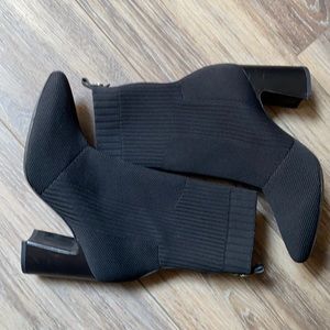 Aquatalia Black Stretch Boots (NWT)